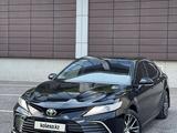 Toyota Camry 2023 года за 18 700 000 тг. в Караганда