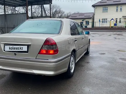 Mercedes-Benz C 220 1995 года за 1 950 000 тг. в Алматы – фото 4