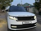 Land Rover Range Rover 2022 годаүшін95 000 000 тг. в Шымкент – фото 2