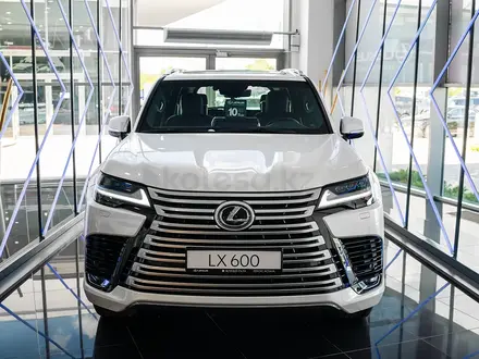 Lexus LX 600 Luxury+ 2024 года за 80 920 000 тг. в Астана – фото 2