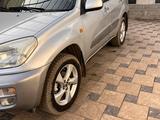 Toyota RAV4 2001 года за 4 800 000 тг. в Алматы – фото 2