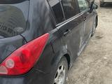 Nissan Tiida 2005 года за 1 800 000 тг. в Атырау – фото 4