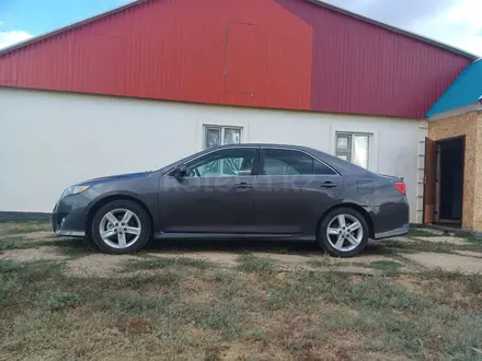 Toyota Camry 2014 года за 5 900 000 тг. в Уральск – фото 7