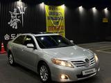 Toyota Camry 2011 годаfor8 650 000 тг. в Шымкент – фото 2