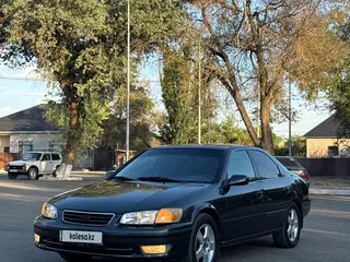 Toyota Camry, 2000