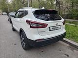 Nissan Qashqai 2021 года за 11 500 000 тг. в Алматы – фото 2