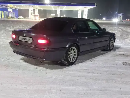 BMW 740 1994 года за 1 900 000 тг. в Алматы