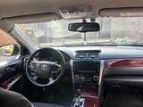 Toyota Camry 2014 годаfor9 400 000 тг. в Алматы – фото 3