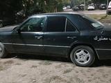 Mercedes-Benz E 200 1994 годаүшін1 150 000 тг. в Караганда – фото 4