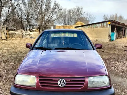 Volkswagen Vento 1992 года за 850 000 тг. в Талдыкорган