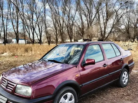 Volkswagen Vento 1992 года за 850 000 тг. в Талдыкорган – фото 3