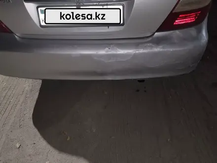 Toyota Camry 2003 года за 3 100 000 тг. в Актобе – фото 3
