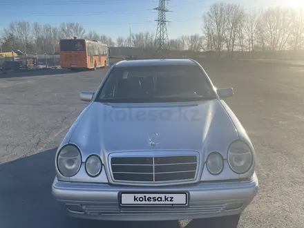 Mercedes-Benz E 240 1998 годаүшін2 700 000 тг. в Павлодар – фото 3