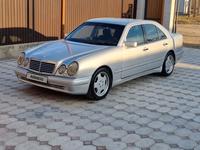 Mercedes-Benz E 320 1997 года за 3 500 000 тг. в Актау