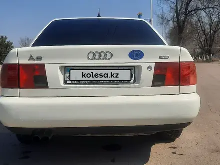 Audi A6 1995 года за 2 500 000 тг. в Алматы – фото 5