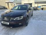 Volkswagen Jetta 2015 года за 6 300 000 тг. в Астана – фото 2