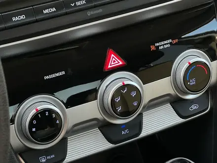 Hyundai Elantra 2018 года за 7 500 000 тг. в Актау – фото 14
