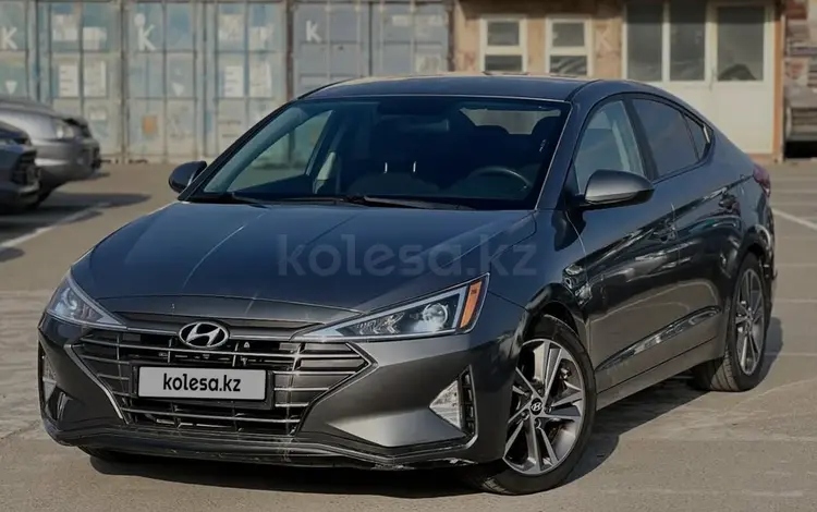Hyundai Elantra 2018 года за 7 500 000 тг. в Актау