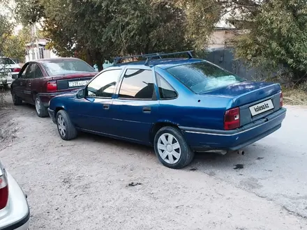 Opel Vectra 1992 года за 650 000 тг. в Кызылорда – фото 2