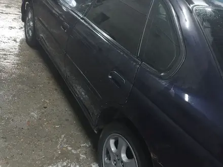 Subaru Legacy 1996 года за 900 000 тг. в Алтай – фото 3