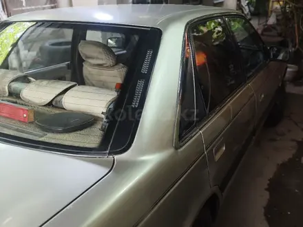 Mazda 626 1988 года за 900 000 тг. в Алматы – фото 2