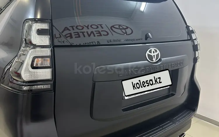 Toyota Land Cruiser Prado 2023 года за 39 000 000 тг. в Уральск