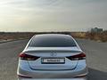 Hyundai Elantra 2018 года за 7 400 000 тг. в Актобе – фото 2