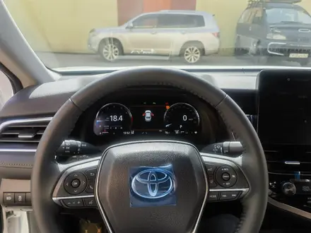 Toyota Camry 2023 года за 15 500 000 тг. в Алматы – фото 7