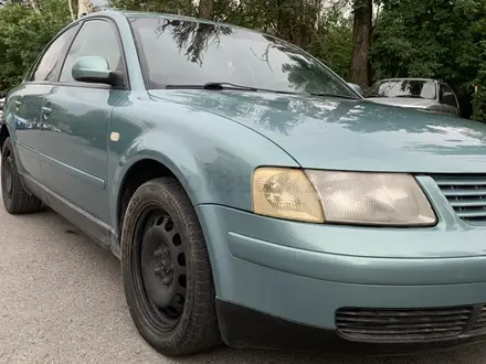 Volkswagen Passat 1999 года за 1 900 000 тг. в Алматы – фото 2