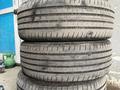 ШИНЫ Б/У 215/55/17 ОРИГИНАЛ Bridgestone за 90 000 тг. в Астана