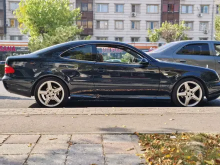 Mercedes-Benz CLK 230 1998 года за 3 200 000 тг. в Шымкент – фото 4