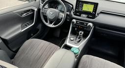 Toyota RAV4 2020 года за 15 300 000 тг. в Караганда – фото 5