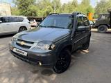 Chevrolet Niva 2017 года за 4 570 000 тг. в Алматы – фото 2