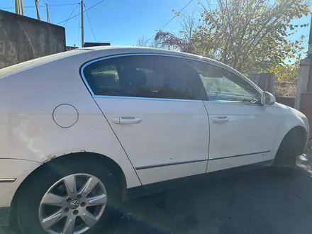 Volkswagen Passat 2005 года за 2 700 000 тг. в Талдыкорган – фото 3