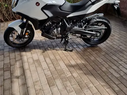 Honda  NT1100 DCT 2023 года за 9 000 000 тг. в Алматы – фото 4