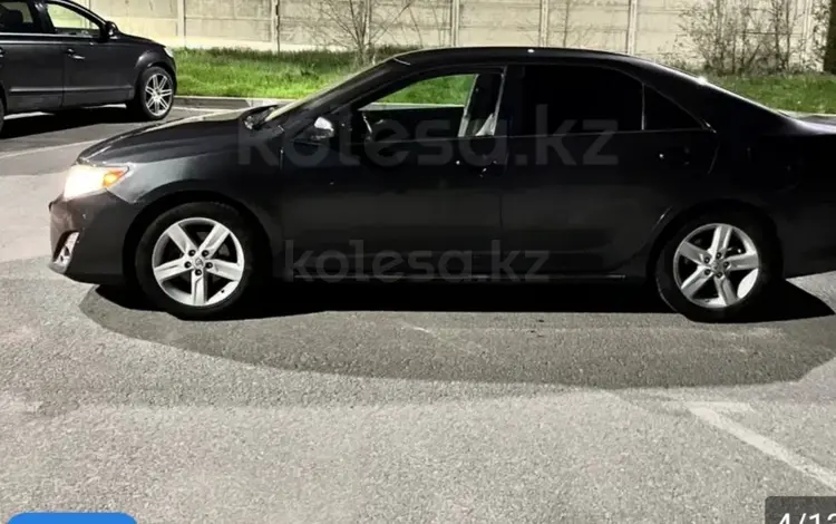 Toyota Camry 2013 годаfor8 000 000 тг. в Алматы