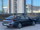 Hyundai Sonata 2021 годаfor10 900 000 тг. в Шымкент – фото 4