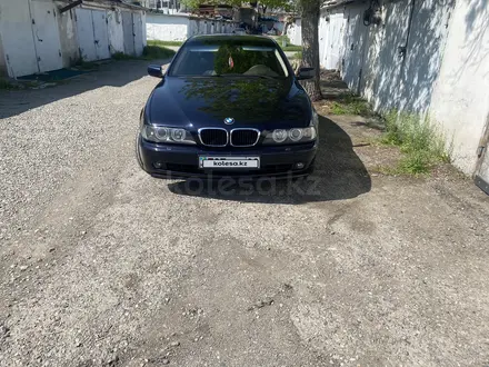 BMW 528 1998 года за 5 500 000 тг. в Тараз – фото 2