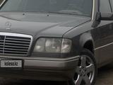 Mercedes-Benz E 220 1993 года за 2 700 000 тг. в Сарыагаш