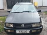 Volkswagen Passat 1995 годаfor2 000 000 тг. в Шымкент – фото 4