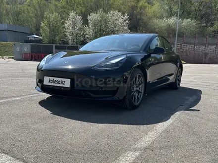 Tesla Model 3 2023 года за 17 000 000 тг. в Алматы – фото 7