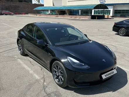 Tesla Model 3 2023 года за 17 000 000 тг. в Алматы – фото 8