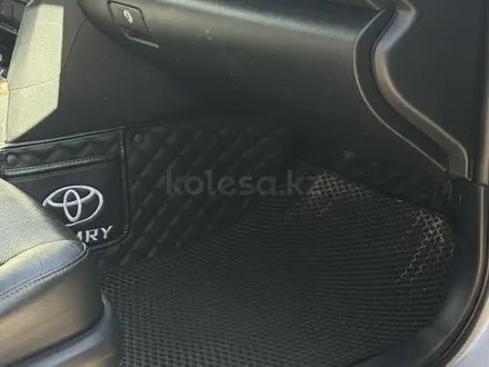 Toyota Camry 2016 года за 11 500 000 тг. в Тараз – фото 15