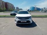 Toyota Camry 2014 годаfor10 700 000 тг. в Астана
