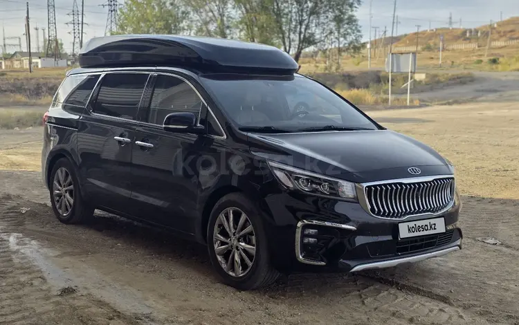 Kia Carnival 2019 года за 18 000 000 тг. в Астана