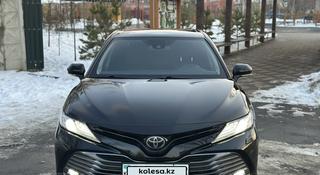 Toyota Camry 2019 года за 13 950 000 тг. в Алматы