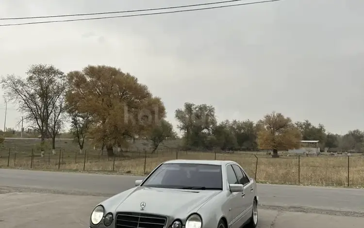 Mercedes-Benz E 320 1999 года за 3 500 000 тг. в Алматы