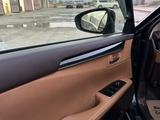Lexus ES 200 2015 года за 14 200 000 тг. в Актау – фото 4