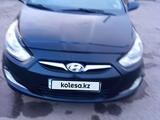 Hyundai Solaris 2012 года за 4 500 000 тг. в Петропавловск – фото 2
