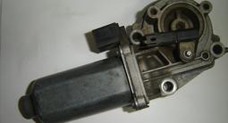 Серводвигатель раздаточной коробки БМВ Х5 Е53 Е70 Х3 Е83. за 25 000 тг. в Алматы – фото 2